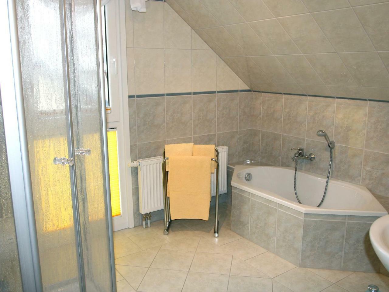Lemke By Interhome Prerow